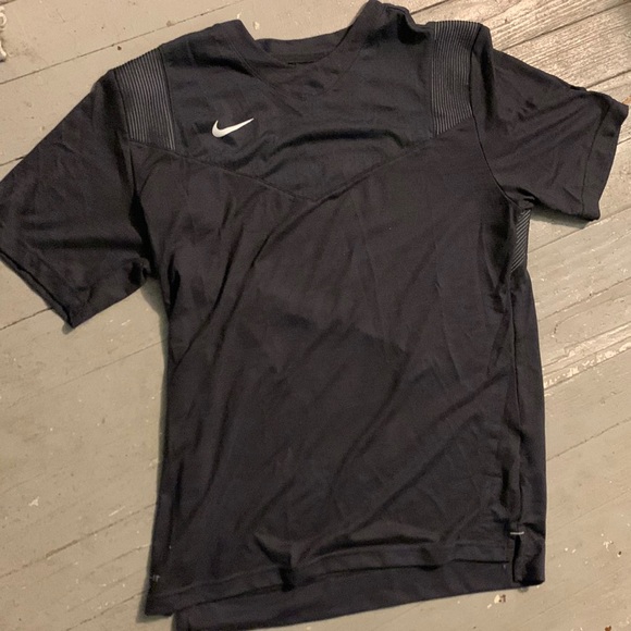 Medium Nike T-Shirt Worn Once - Picture 1 of 2